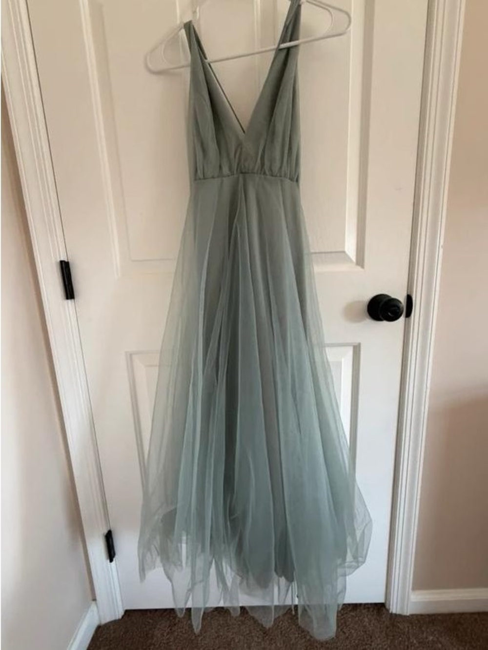 Elegant V-Neck Sage Maxi Dress with Tulle Skirt - Picture 2 of 2